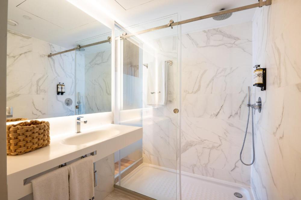Twin Room interior